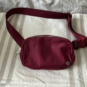 Lululemon belt bag
